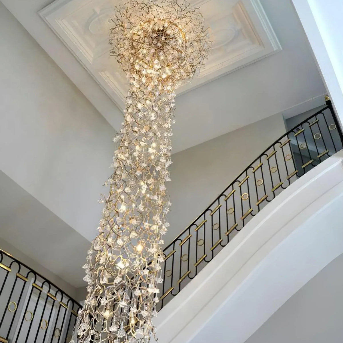 Tree_Branch_Staircase_Chandelier_09