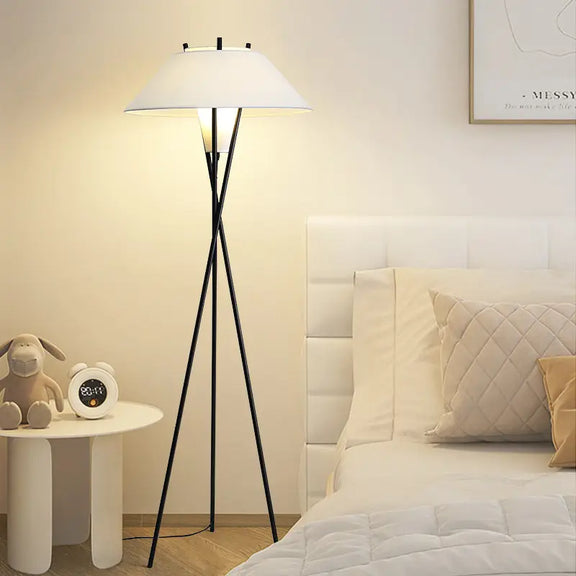 Tripod Saucer Floor Lamp 2