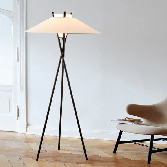 Tripod Saucer Floor Lamp 7