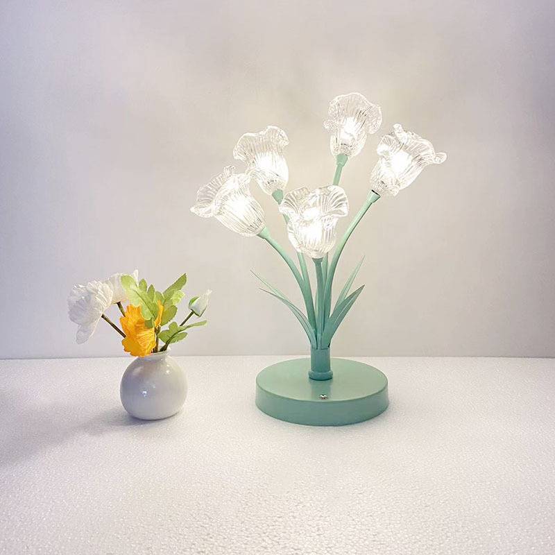 Tulip_Shaped_Table_Lamp_4