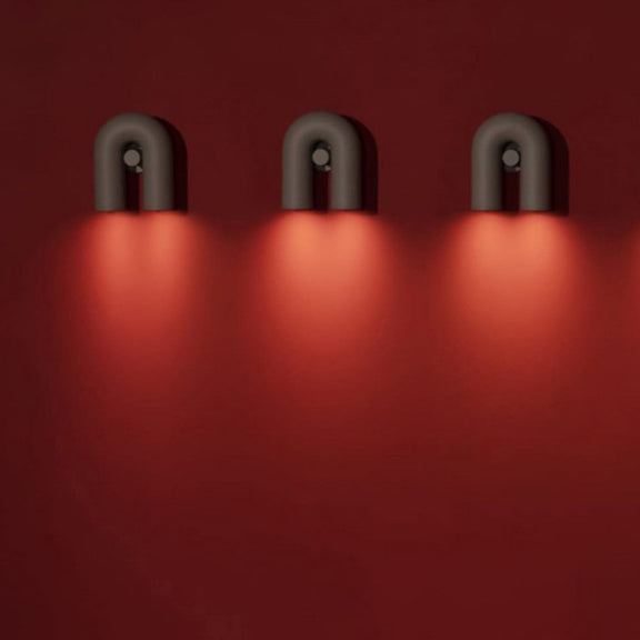 U-shaped_wall_light_8