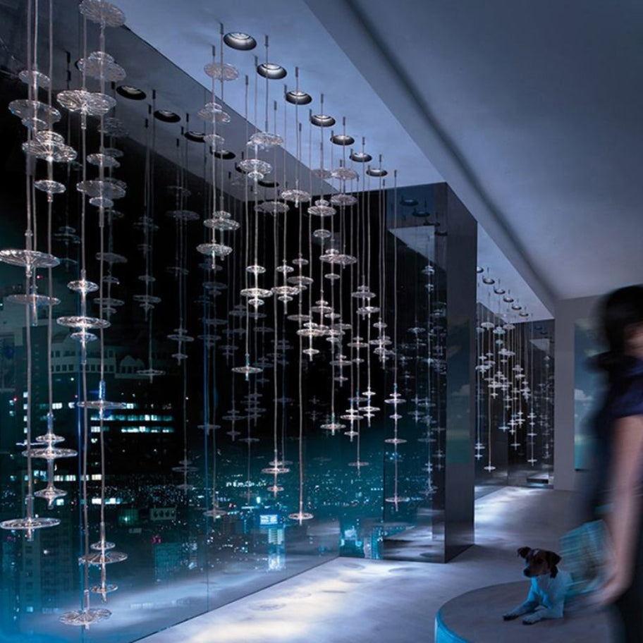 UFO_-_shaped_Glass_Chandelier_02