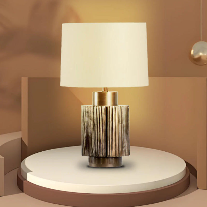 Vertical_Stripe_Table_Lamp_01