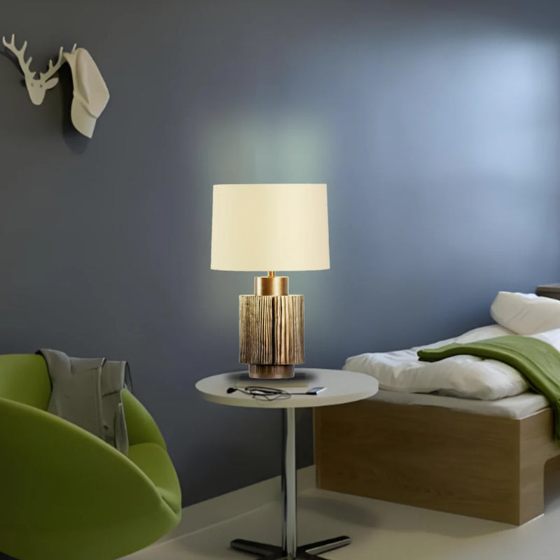 Vertical_Stripe_Table_Lamp_02