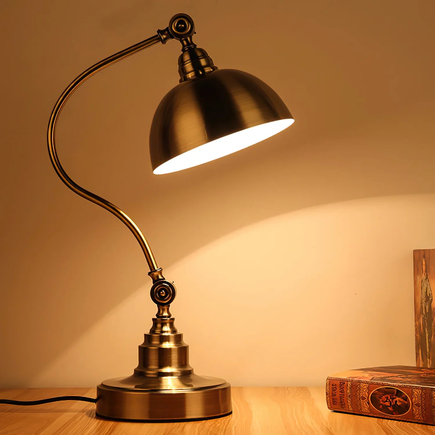 Wallace_Table_Lamp_7