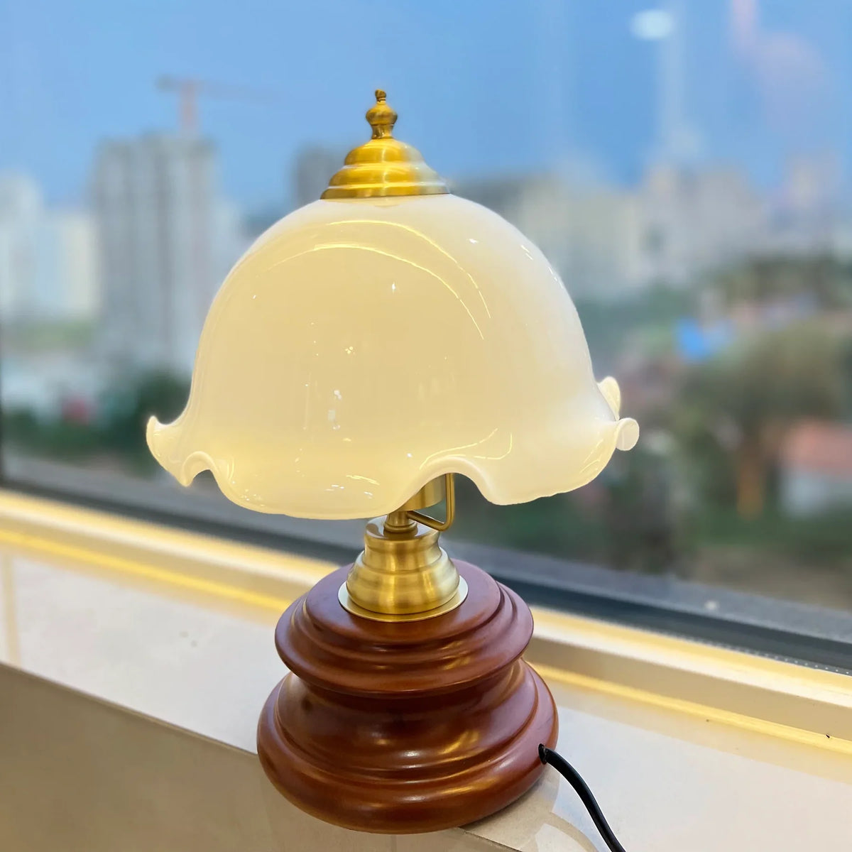 White_Spring_Table_Lamp_3