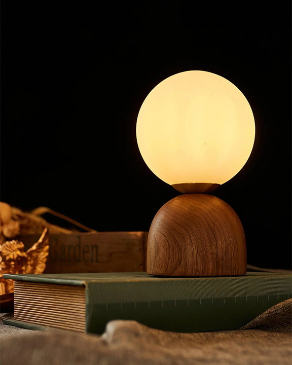 Wooden_Round_Table_Lamp_4