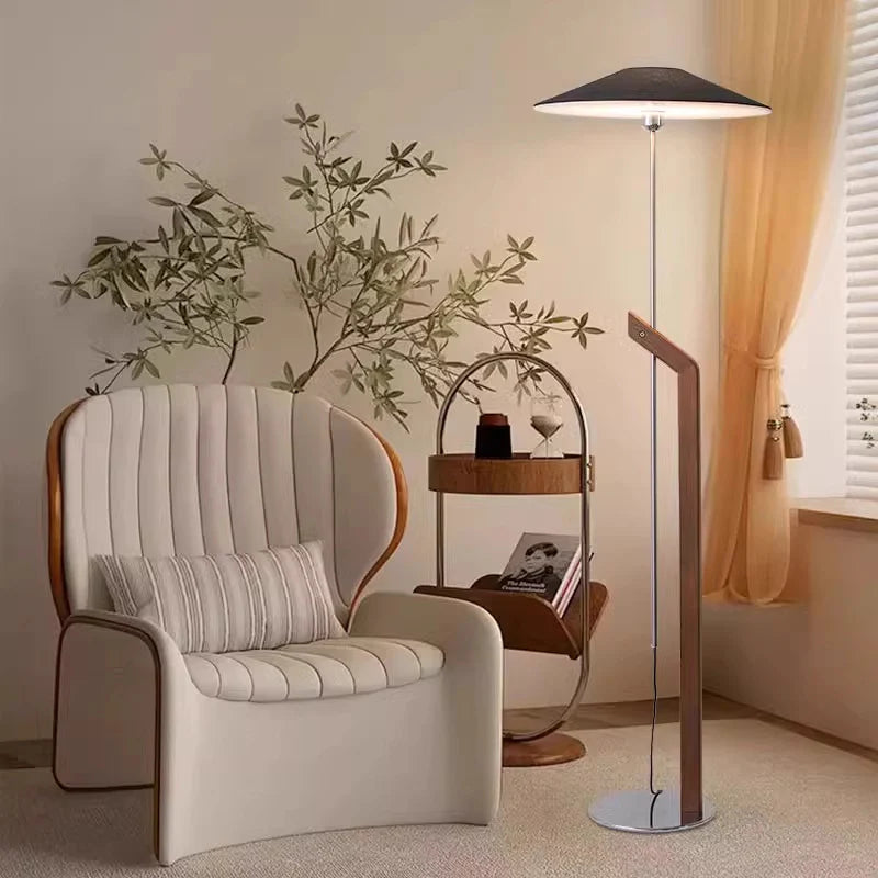 Yockey_Floor_Lamp_03