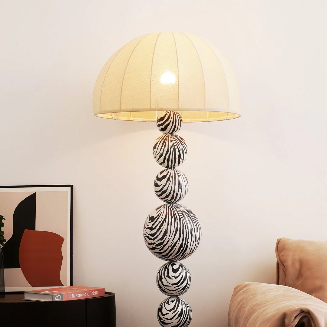 Zebra_Art_Floor_Lamp_04